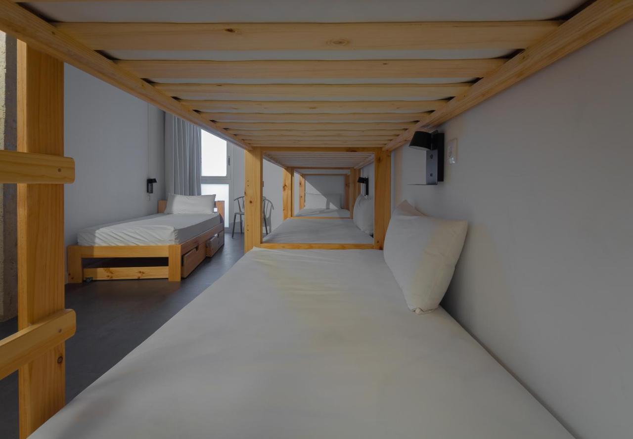 Single Bed Mixed Dormitory Room,1230444865:JPEG