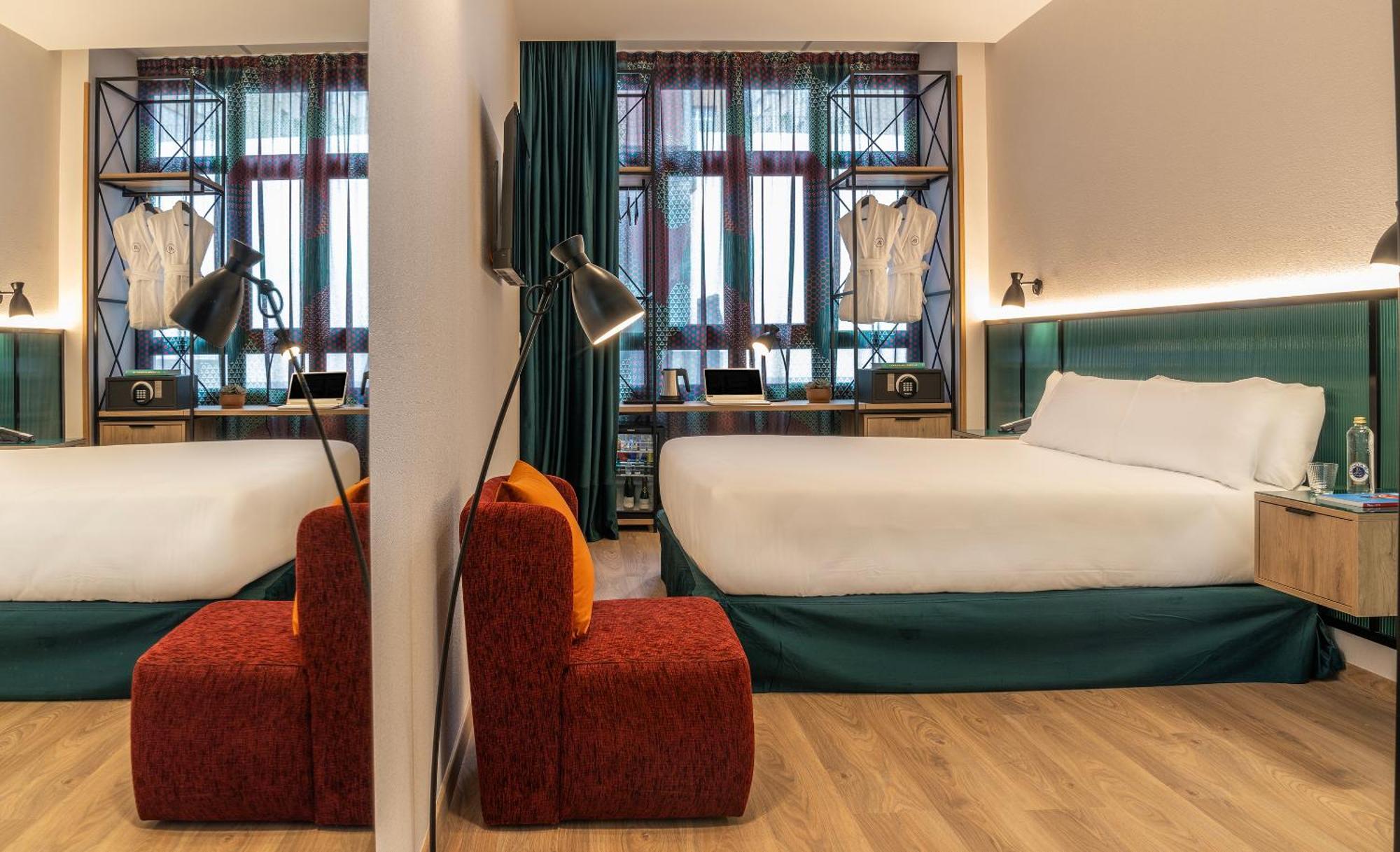 Double Room,1633658636:JPEG