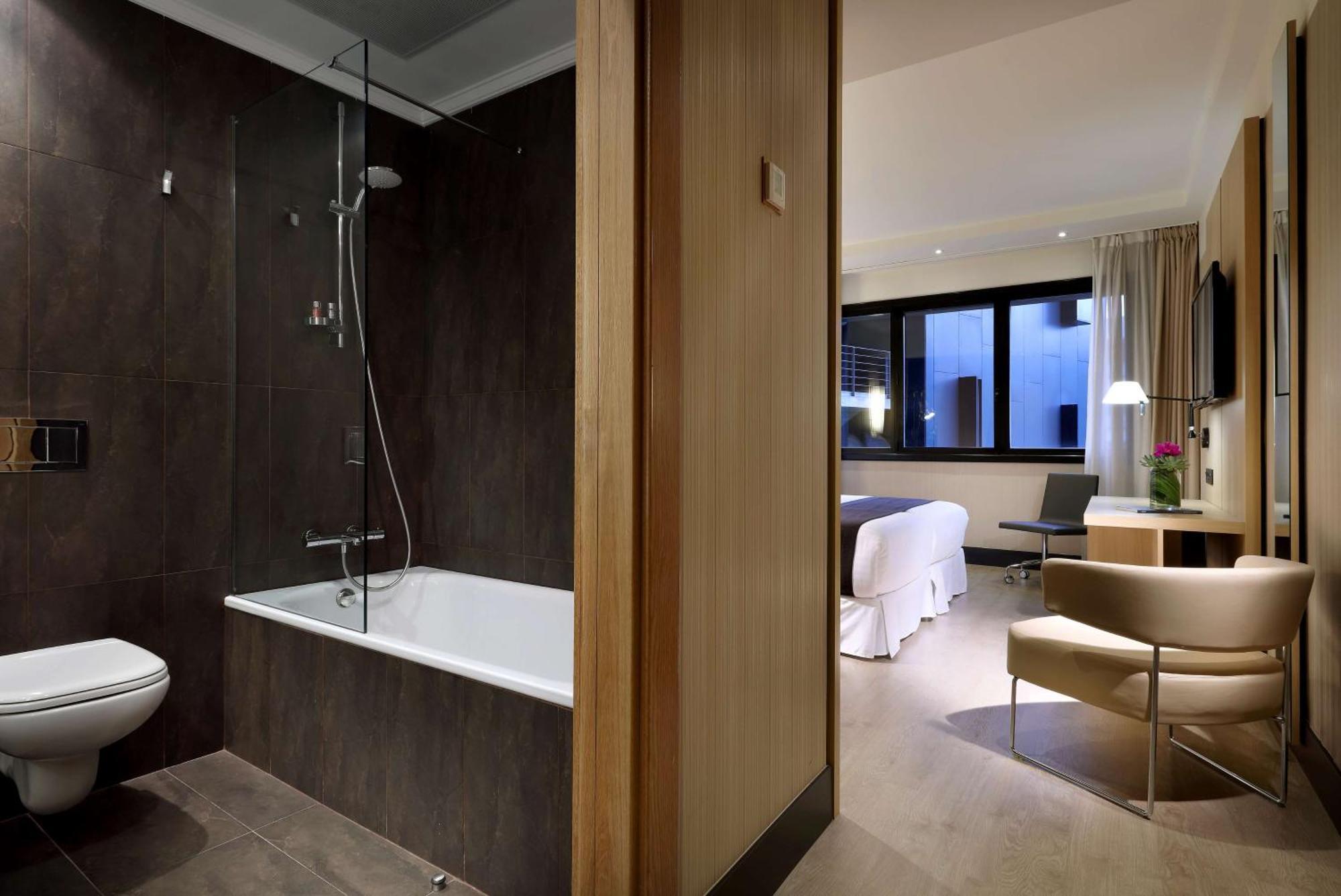 Two Connecting Double Rooms