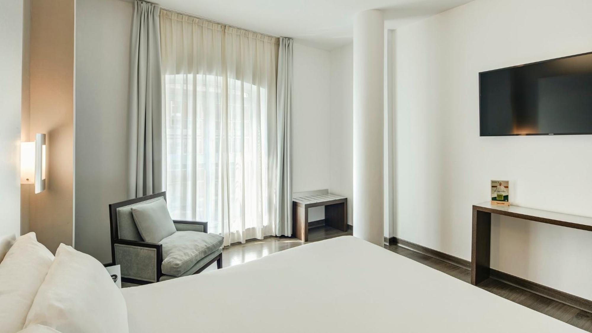 Junior Suite,1771549691:JPEG